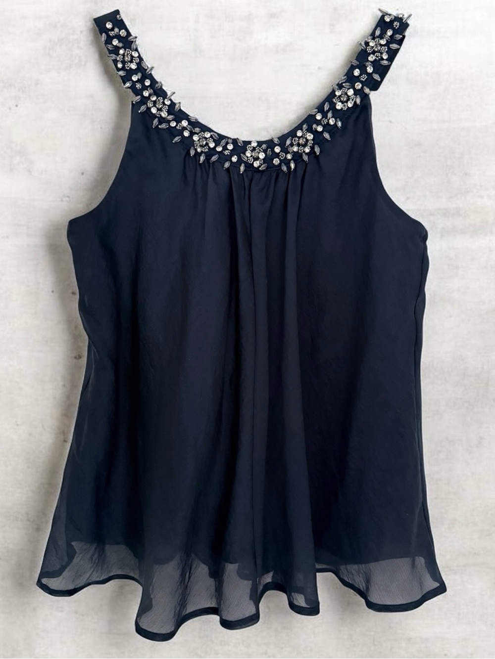 Simply Vera Wang Navy Beaded Sleeveless Top Size XS – Elegant & Flowy